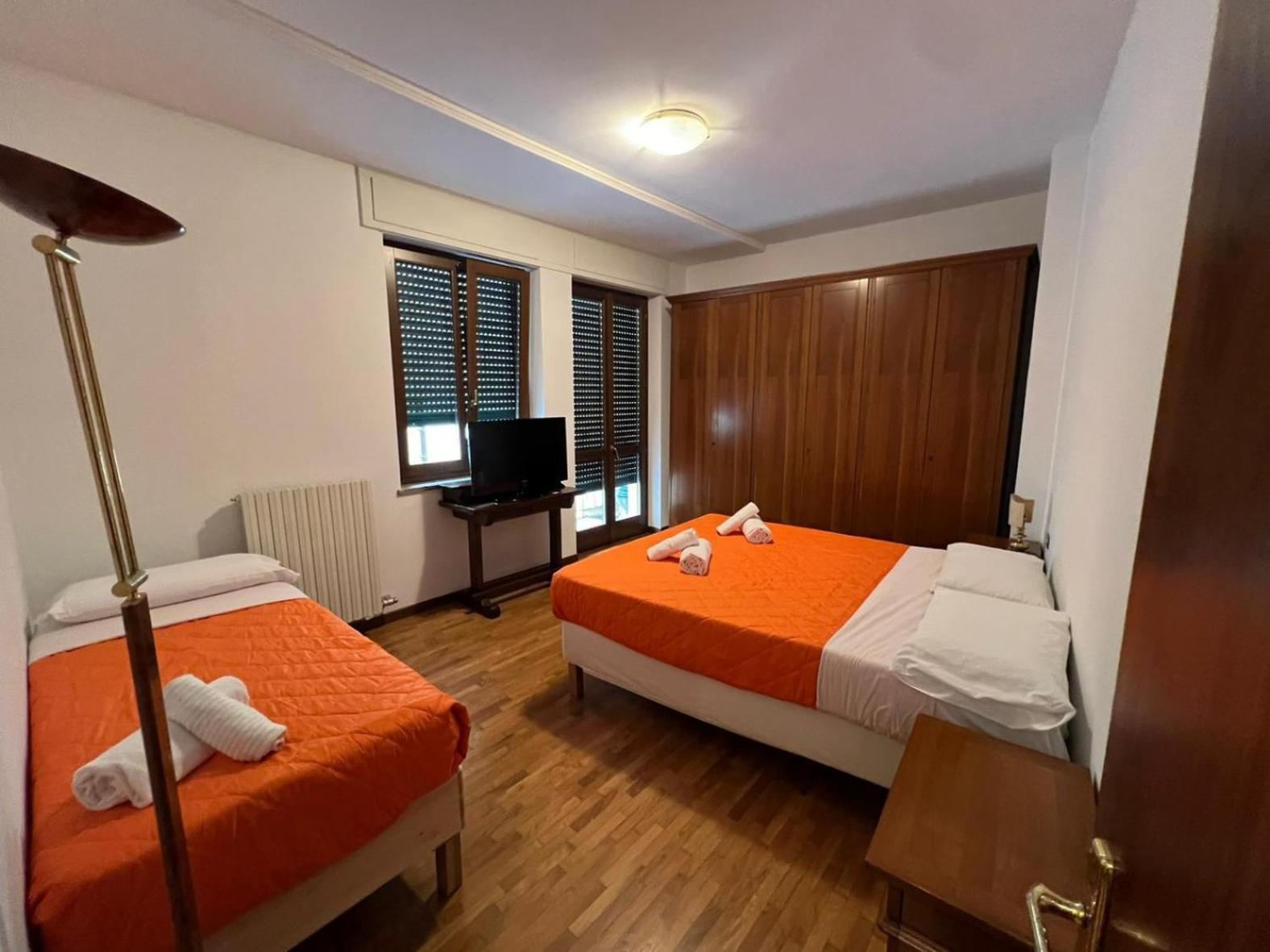 Marconi Rooms And Apartments Βερόνα Εξωτερικό φωτογραφία
