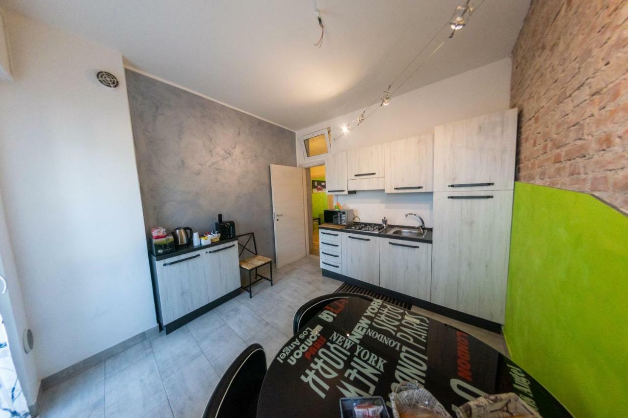 Marconi Rooms And Apartments Βερόνα Εξωτερικό φωτογραφία